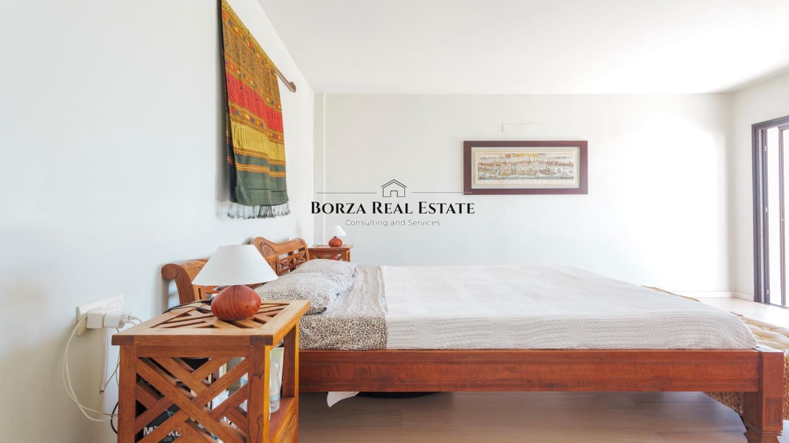 4 bedroom Villa for sale in Costa Adeje with pool garage - € 2,625,000 (Ref: 9349653)