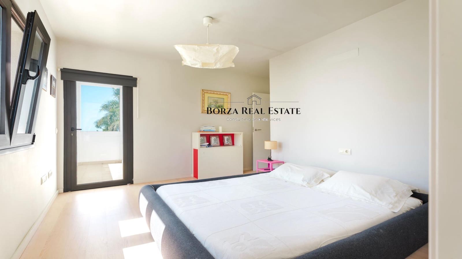 4 bedroom Villa for sale in Costa Adeje with pool garage - € 2,625,000 (Ref: 9349653)