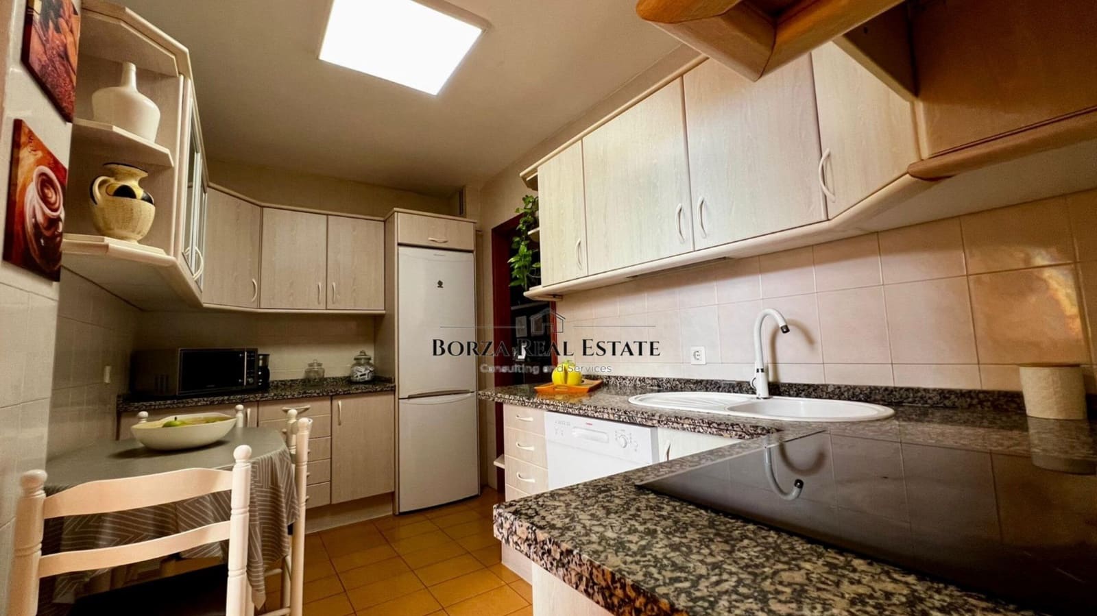 4 bedroom Apartment for sale in Adeje - € 325,000 (Ref: 9349654)