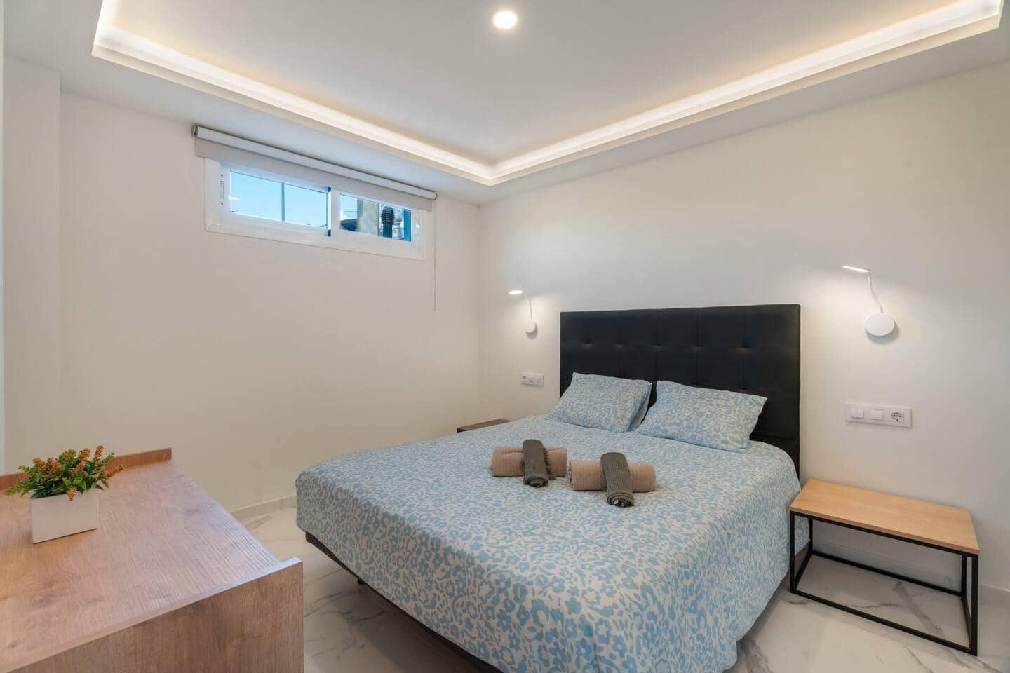 Apartamento de 2 habitaciones en Los Cristianos en venta con piscina - 290.000 € (Ref: 9353694)