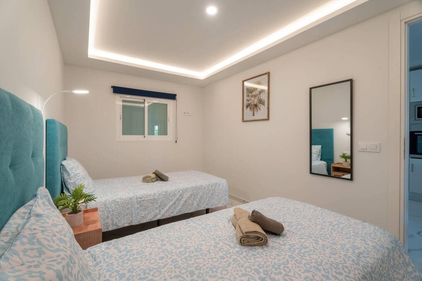 Apartamento de 2 habitaciones en Los Cristianos en venta con piscina - 290.000 € (Ref: 9353694)