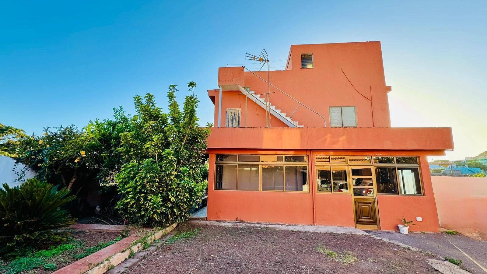 5 slaapkamer Villa te koop in San Cristobal de La Laguna met garage - € 498.000 (Ref: 9362431)