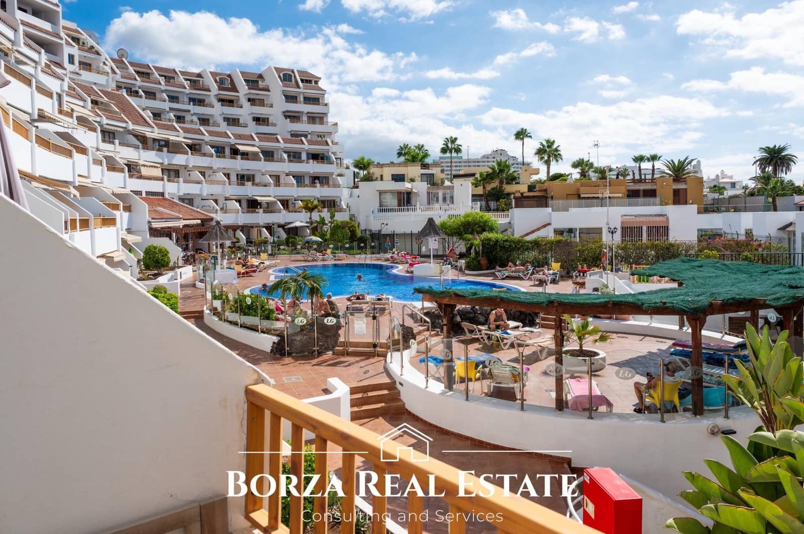 Studio till salu i Costa Adeje med pool - 229 000 € (Ref: 9383046)