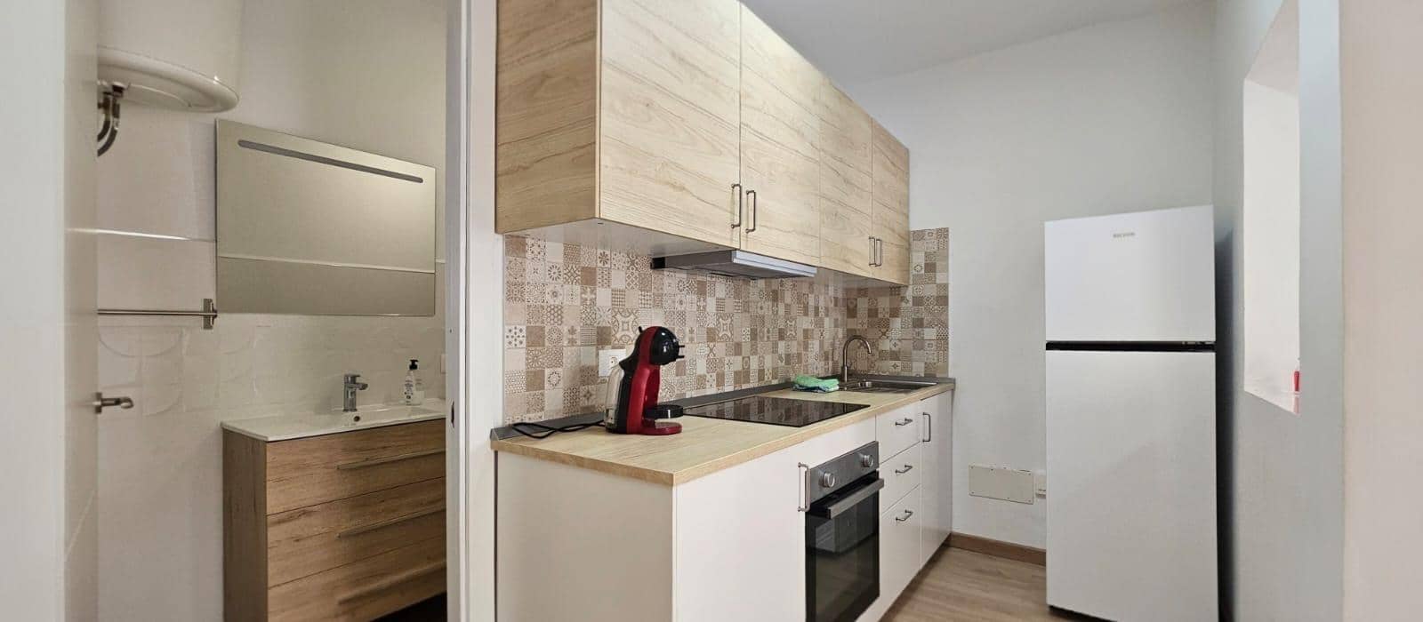 2 slaapkamer Appartement te koop in Arona met zwembad - € 210.000 (Ref: 9383047)