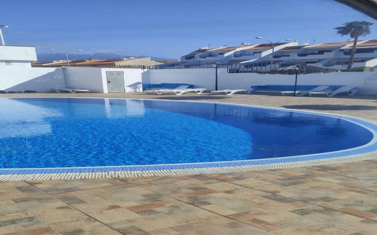 2 slaapkamer Appartement te koop in Arona met zwembad - € 210.000 (Ref: 9383047)