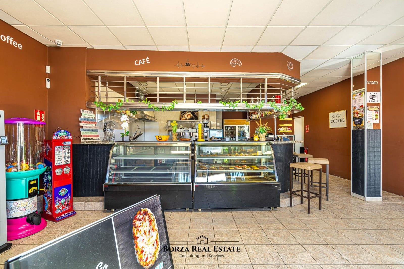 Commercial for sale in Guargacho - € 34,900 (Ref: 9390984)