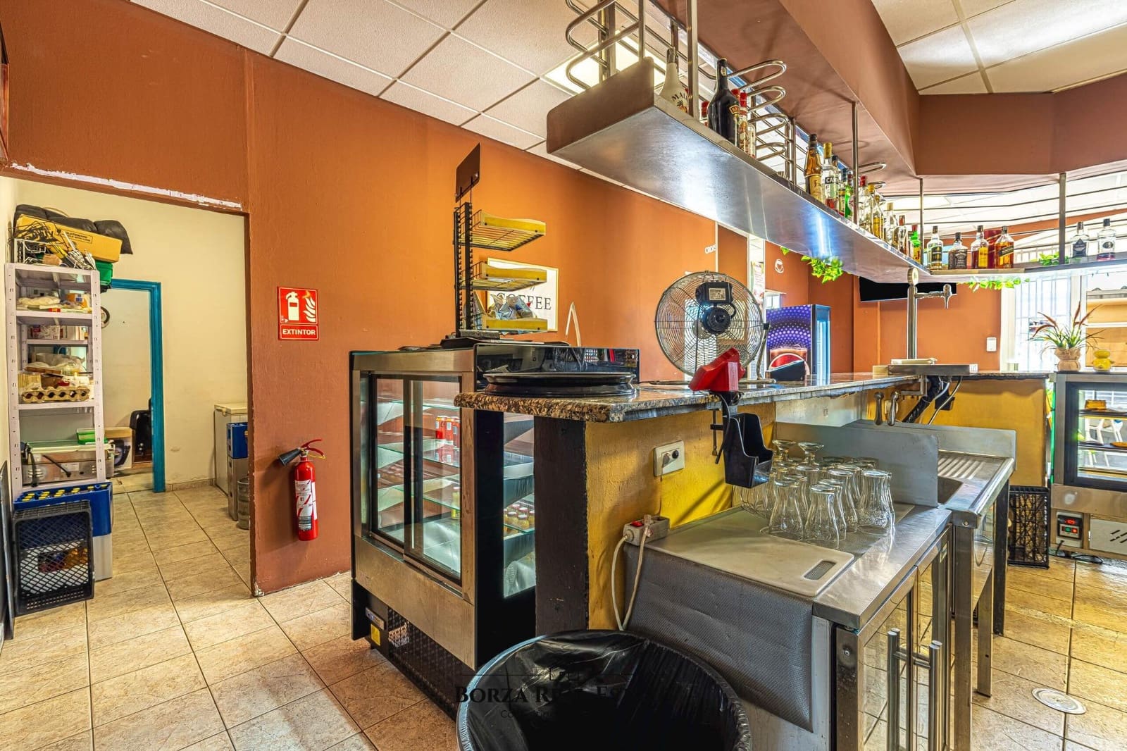 Commercial for sale in Guargacho - € 34,900 (Ref: 9390984)