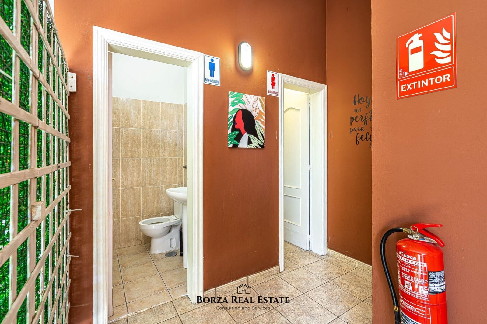 Commercial for sale in Guargacho - € 34,900 (Ref: 9390984)