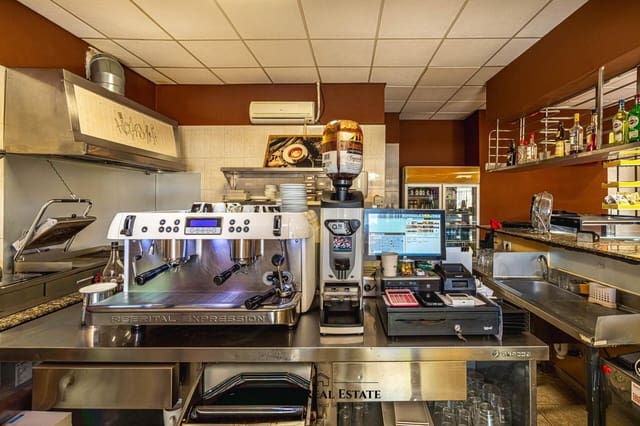 Kommersiell til salgs i Guargacho - € 27 900 (Ref: 9390984)