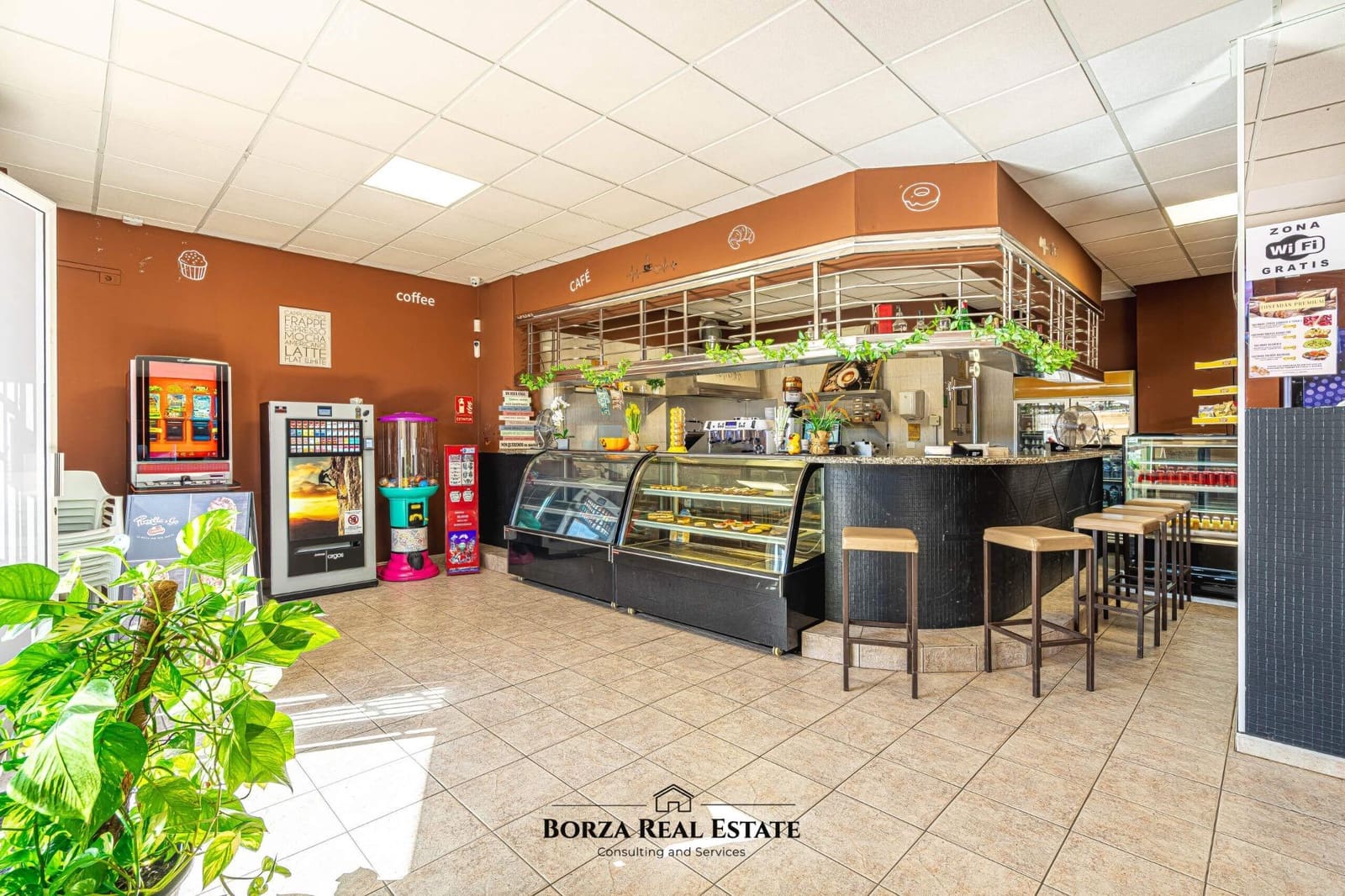 Commercial for sale in Guargacho - € 27,900 (Ref: 9390984)