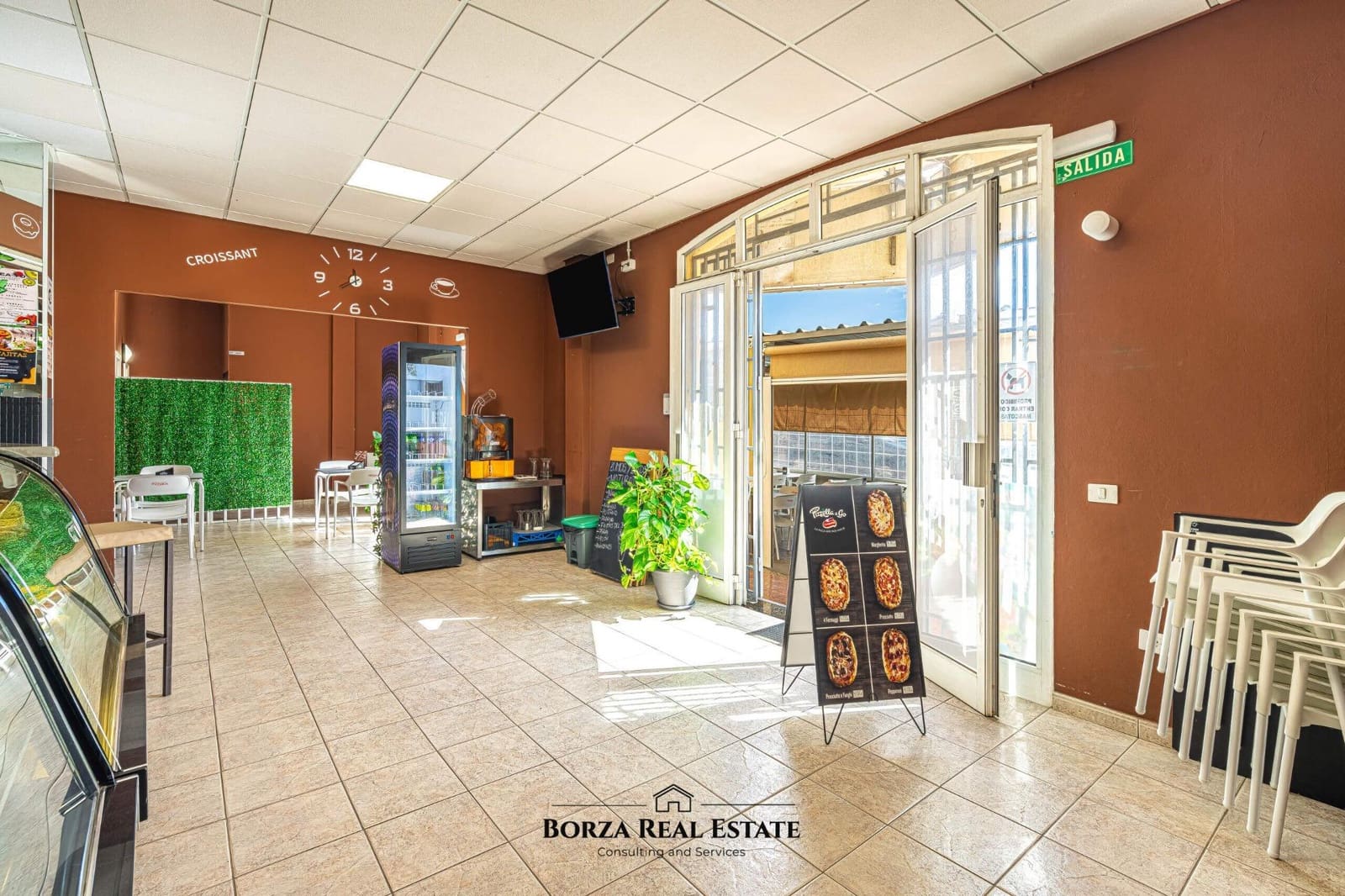 Commercial for sale in Guargacho - € 27,900 (Ref: 9390984)