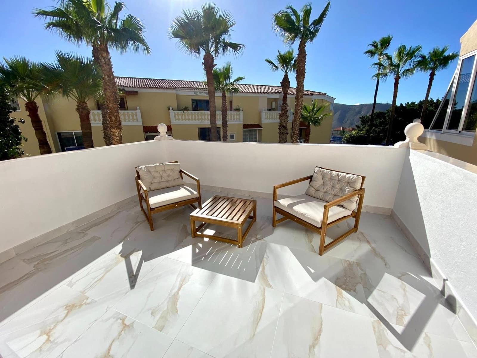 1 bedroom Flat for rent in Chayofa with pool garage - € 1,400 (Ref: 9401257)