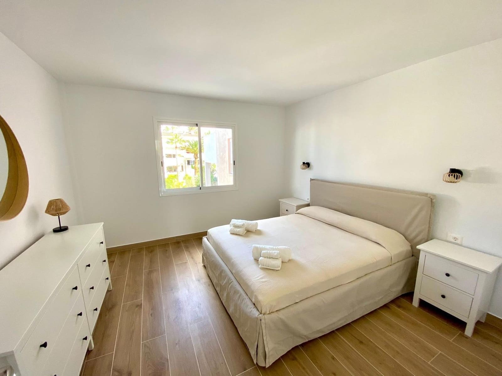 1 bedroom Flat for rent in Chayofa with pool garage - € 1,400 (Ref: 9401257)