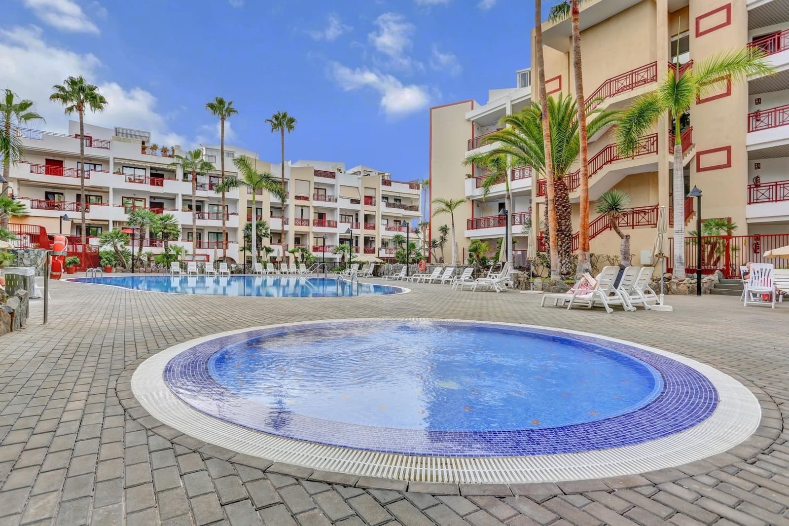 2 sypialnia Apartament na sprzedaż w Palm-Mar z basenem - 359 000 € (Ref: 9406727)