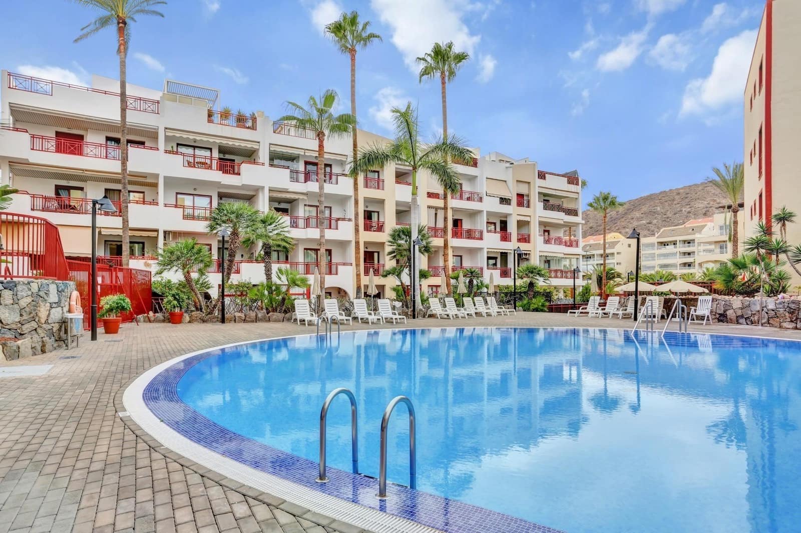 2 sypialnia Apartament na sprzedaż w Palm-Mar z basenem - 359 000 € (Ref: 9406727)