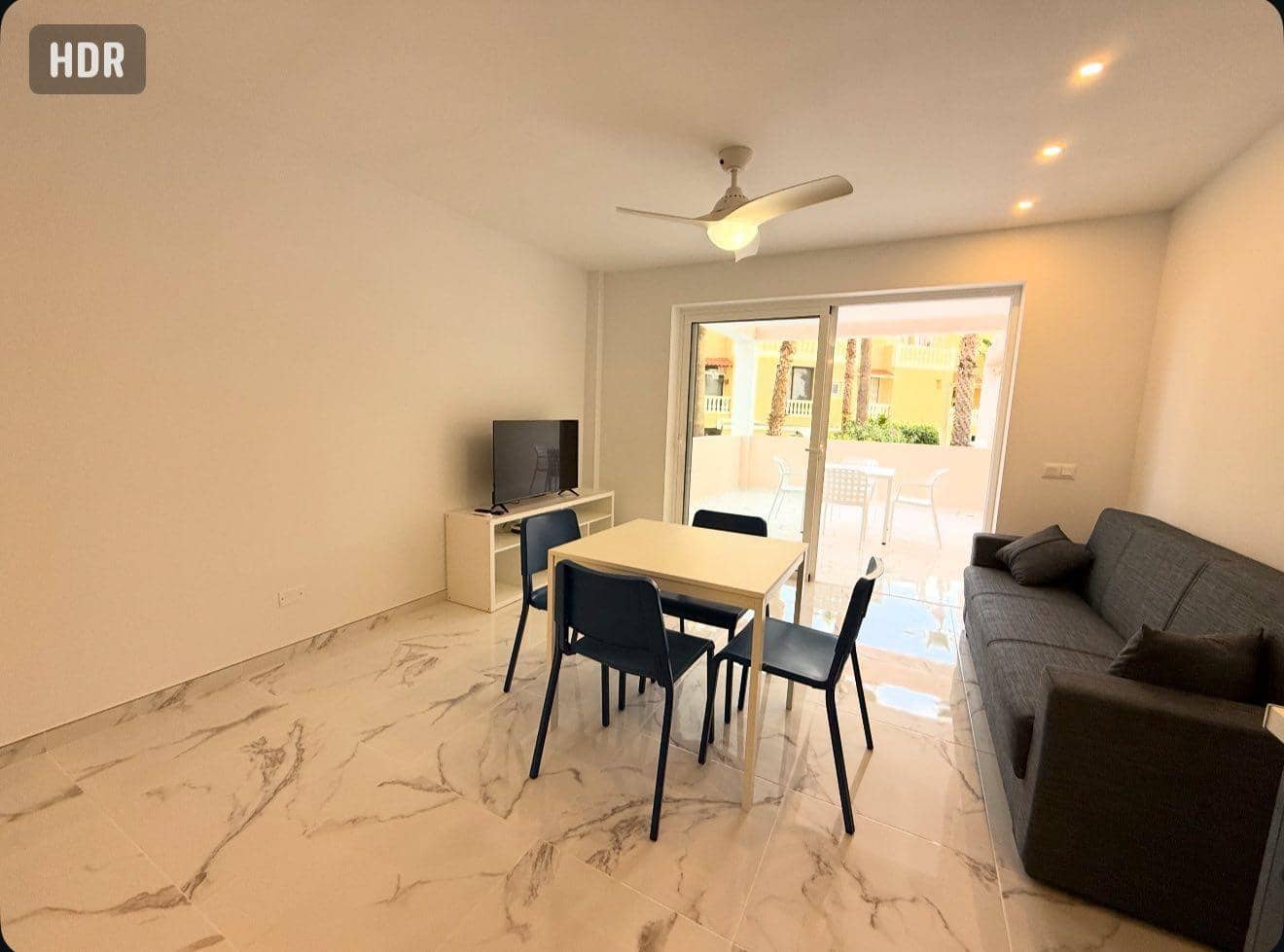 2 makuuhuone Huoneisto vuokrattavana paikassa Chayofa mukana uima-altaan - 1 500 € (Ref: 9417668)