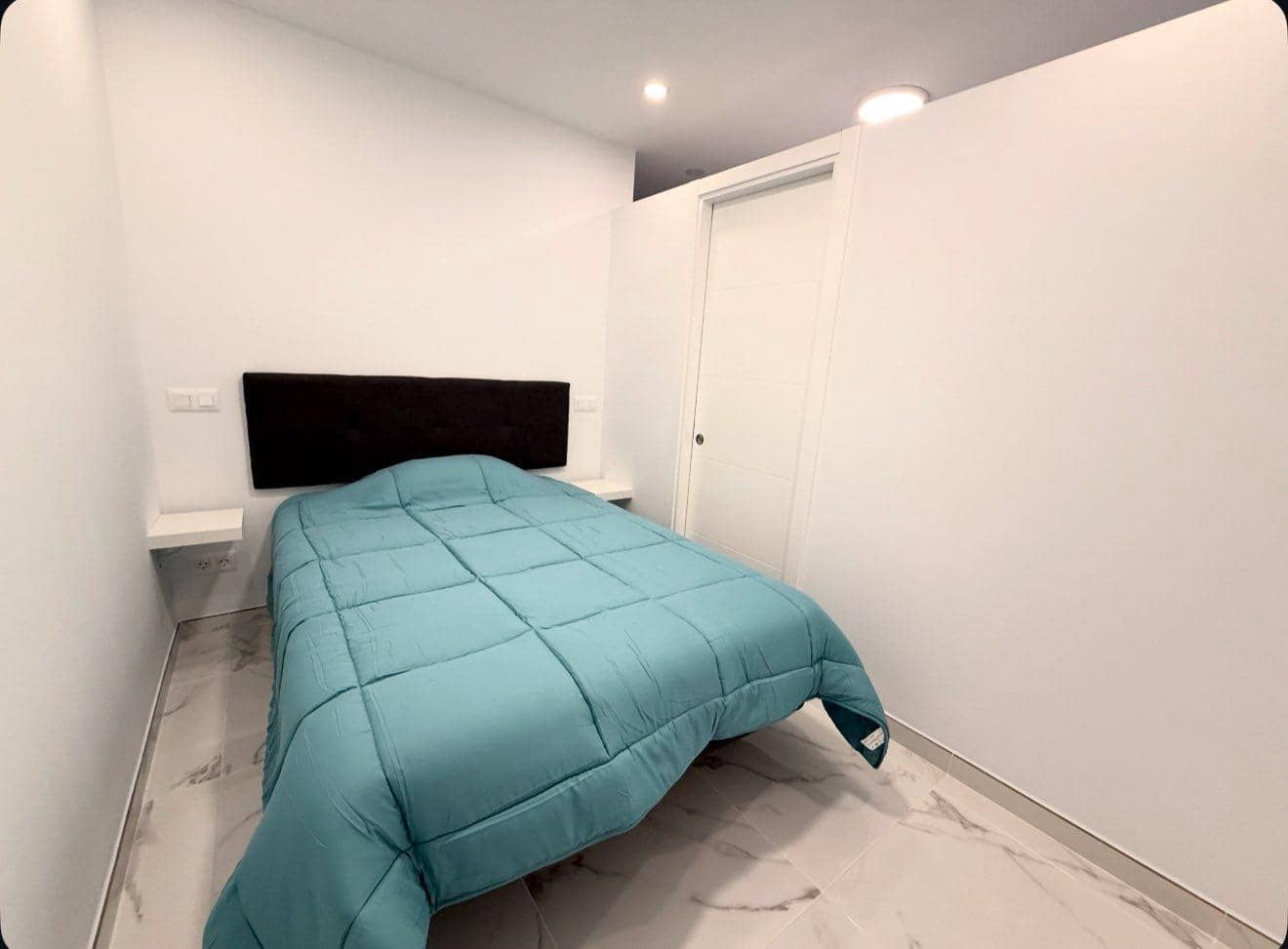 2 makuuhuone Huoneisto vuokrattavana paikassa Chayofa mukana uima-altaan - 1 500 € (Ref: 9417668)