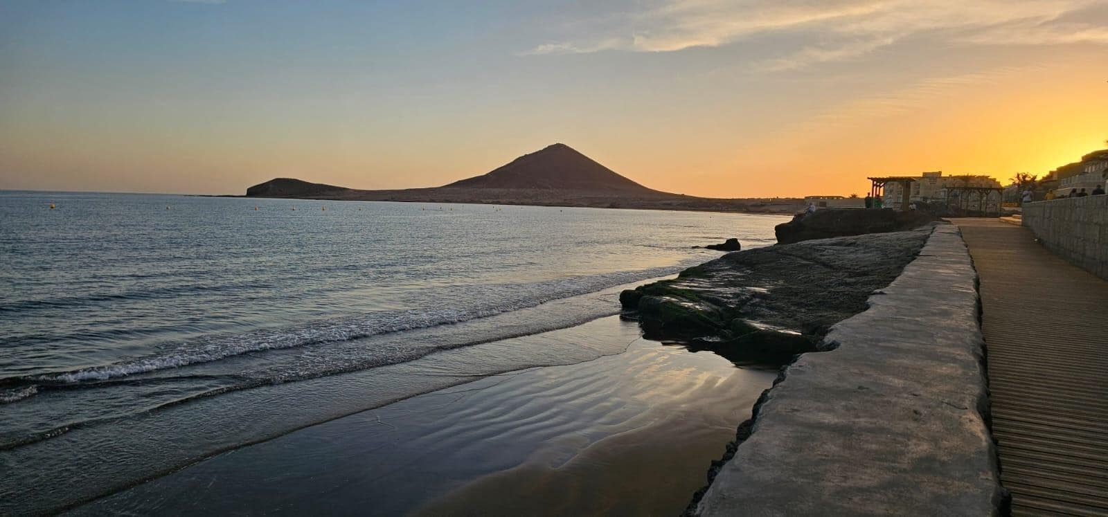 Kommersiell till salu i El Medano - 85 000 € (Ref: 9446680)