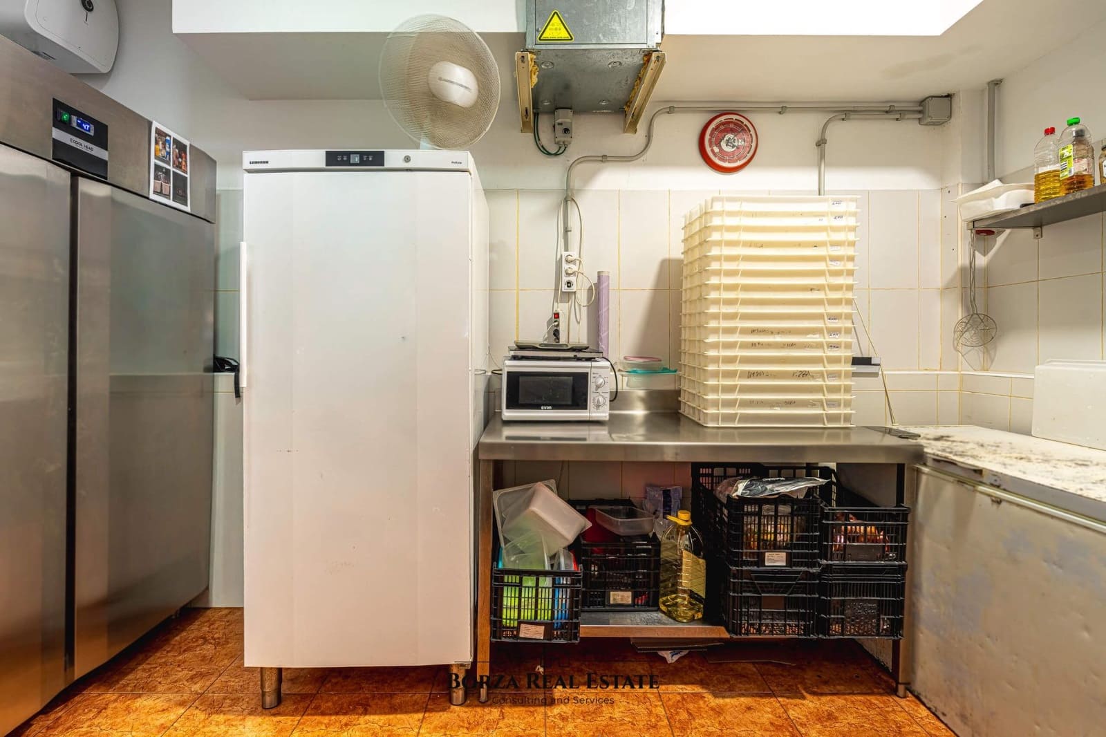 Kommersiell till salu i El Medano - 85 000 € (Ref: 9446680)