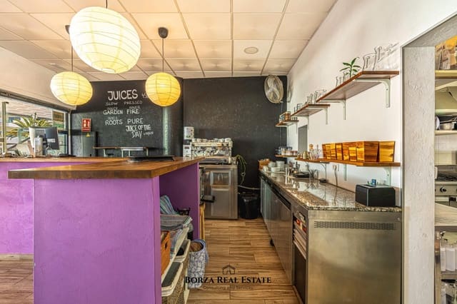 Local Comercial en Torviscas Bajo, Adeje en venta - 49.900 € (Ref: 9449404)