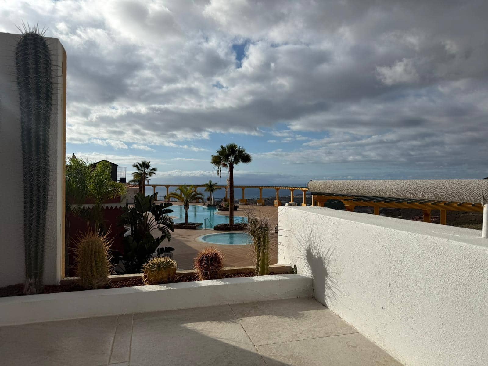 2 sypialnia Apartament na sprzedaż w Costa Adeje z basenem - 449 000 € (Ref: 9471217)