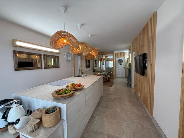 2 soveværelse Lejlighed til salg i Torviscas Centro y Alto, Adeje med swimmingpool - € 449.000 (Ref: 9471217)