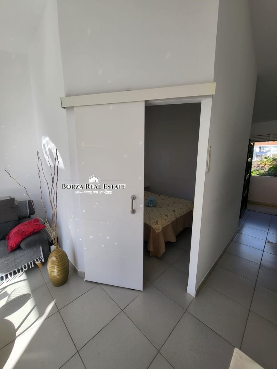 1 bedroom Studio for sale in Playa de las Americas - € 210,000 (Ref: 9478776)