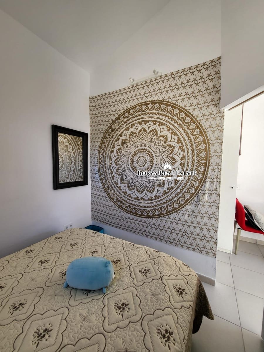 1 bedroom Studio for sale in Playa de las Americas - € 210,000 (Ref: 9478776)