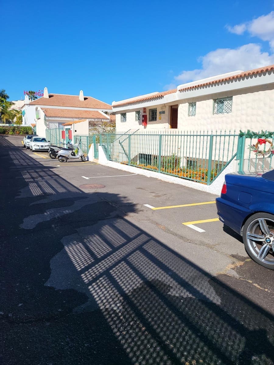 Estudio de 1 habitación en Playa de las Americas en venta - 220.000 € (Ref: 9478776)