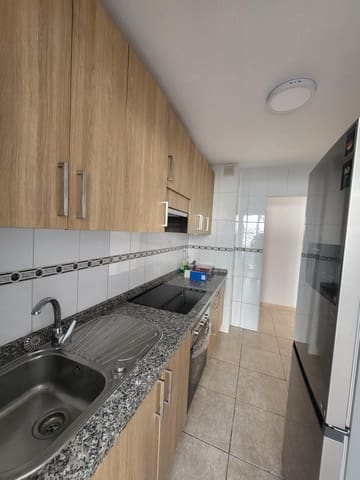 3 soverom Leilighet til leie i Los Cristianos, Arona med svømmebasseng - € 1 800 (Ref: 9502457)