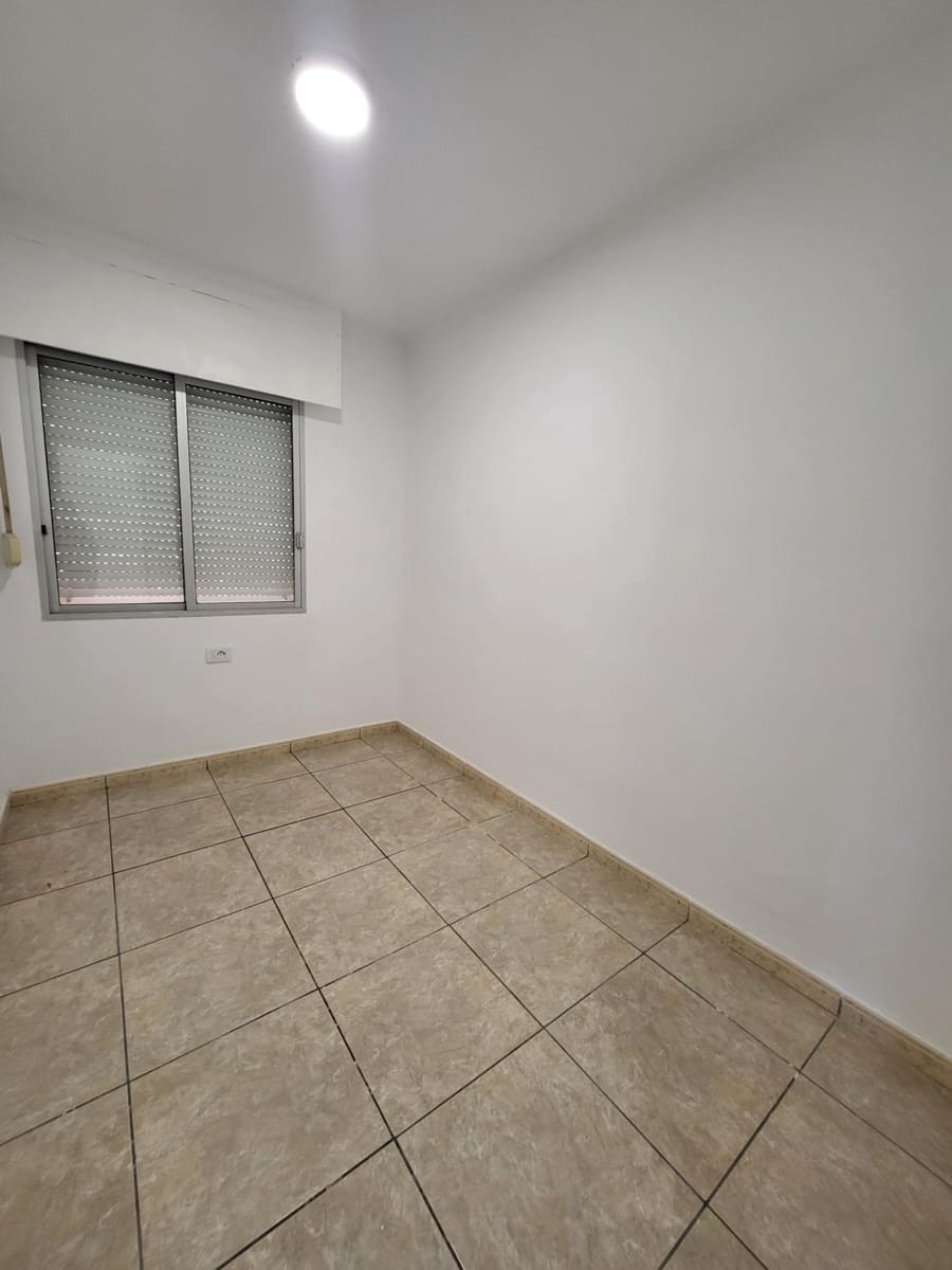 3 soverom Leilighet til leie i Los Cristianos med svømmebasseng - € 1 800 (Ref: 9502457)