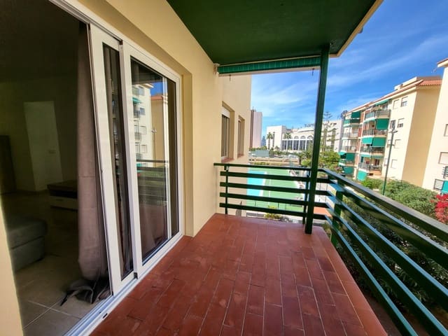 3 makuuhuone Huoneisto vuokrattavana paikassa Los Cristianos, Arona mukana uima-altaan - 1 800 € (Ref: 9502457)