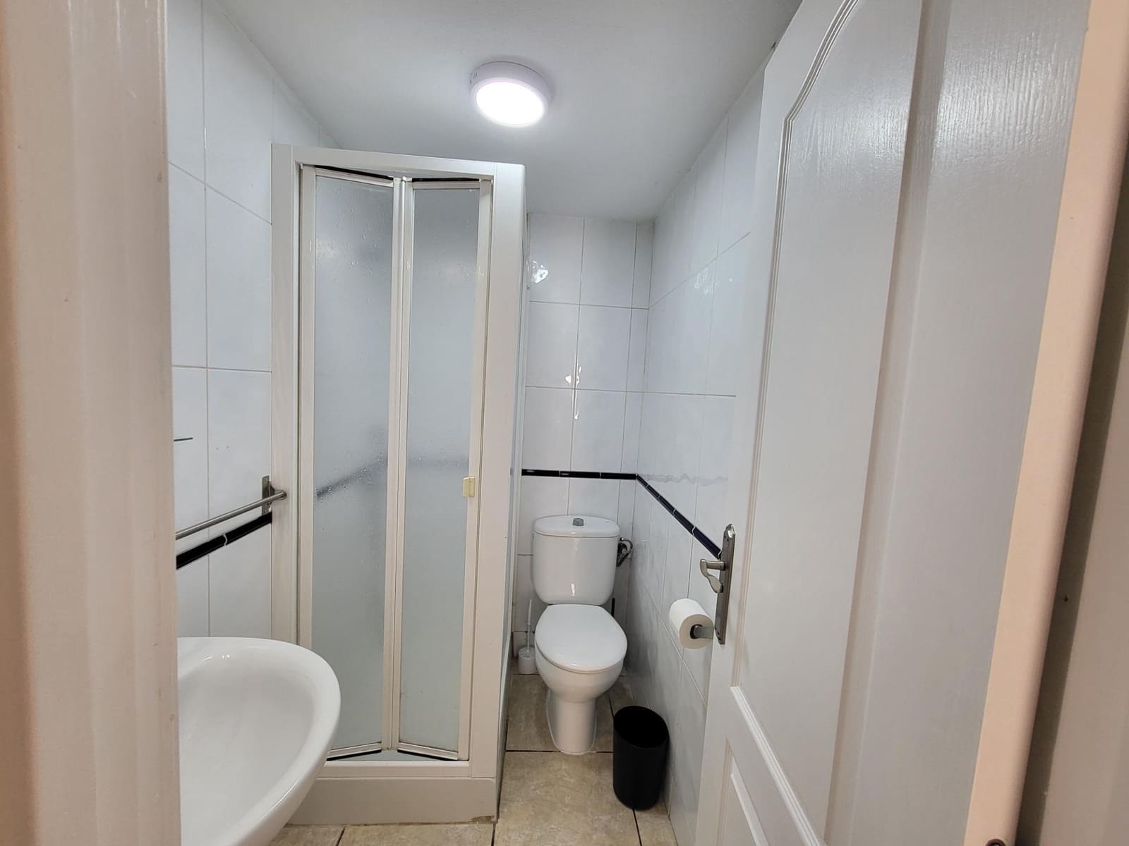 3 quarto Apartamento para arrendar em Los Cristianos com piscina - 1 800 € (Ref: 9502457)