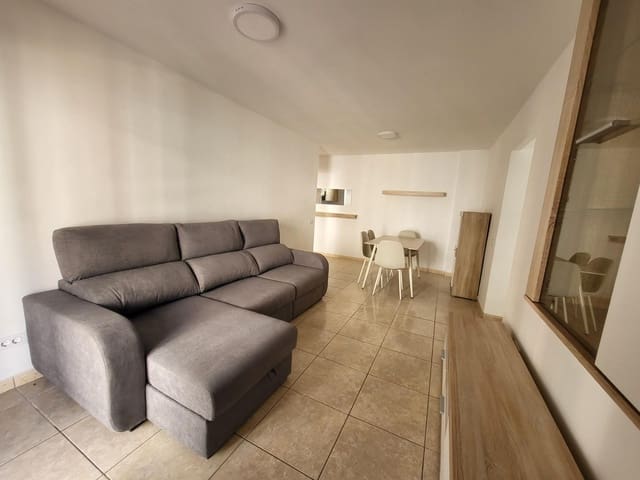 3 Zimmer Apartment zu vermieten in Los Cristianos, Arona mit Pool Garage - 1.700 € (Ref: 9502457)