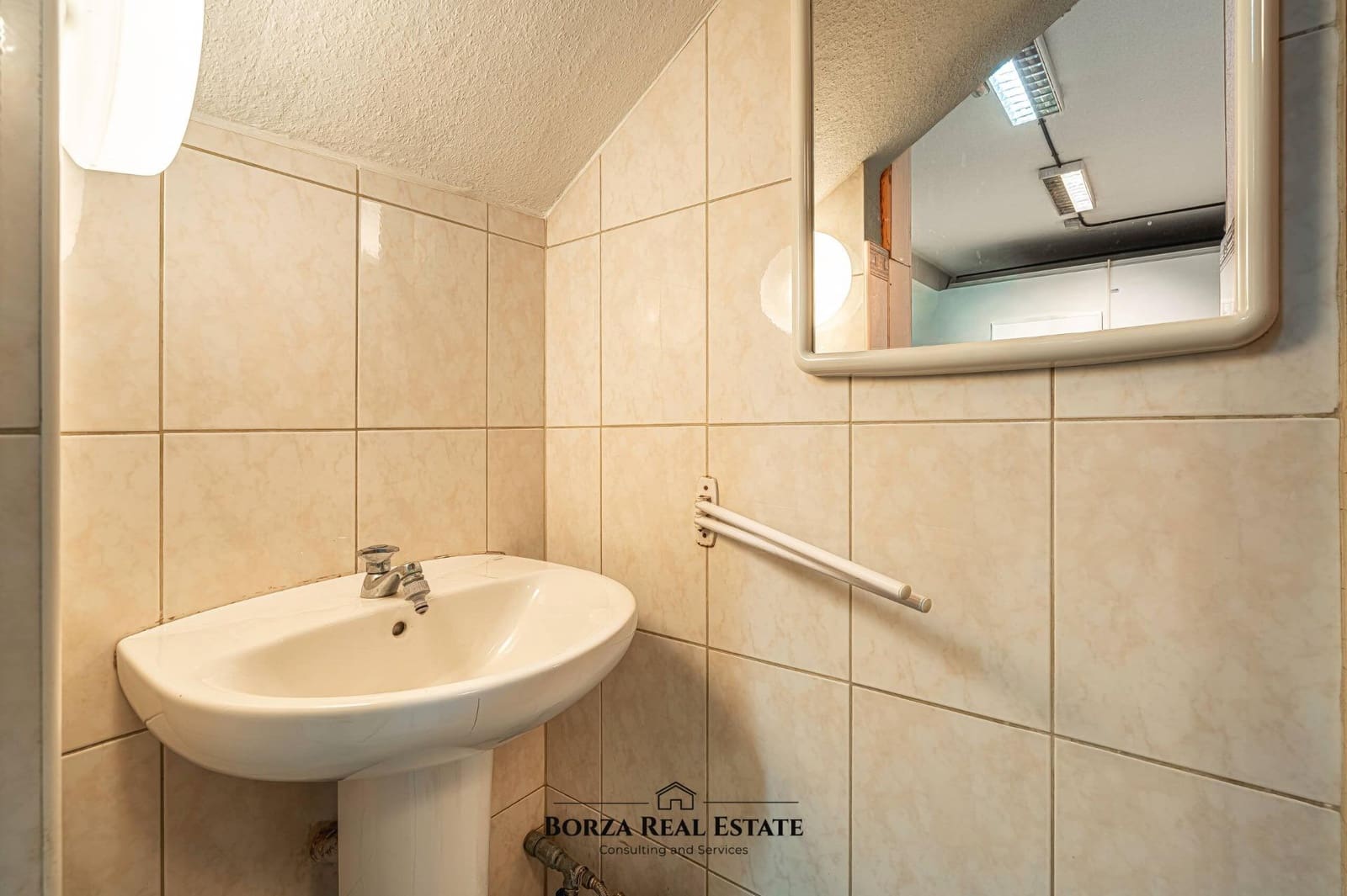 Local Comercial en Costa Adeje en venta - 59.000 € (Ref: 9504373)