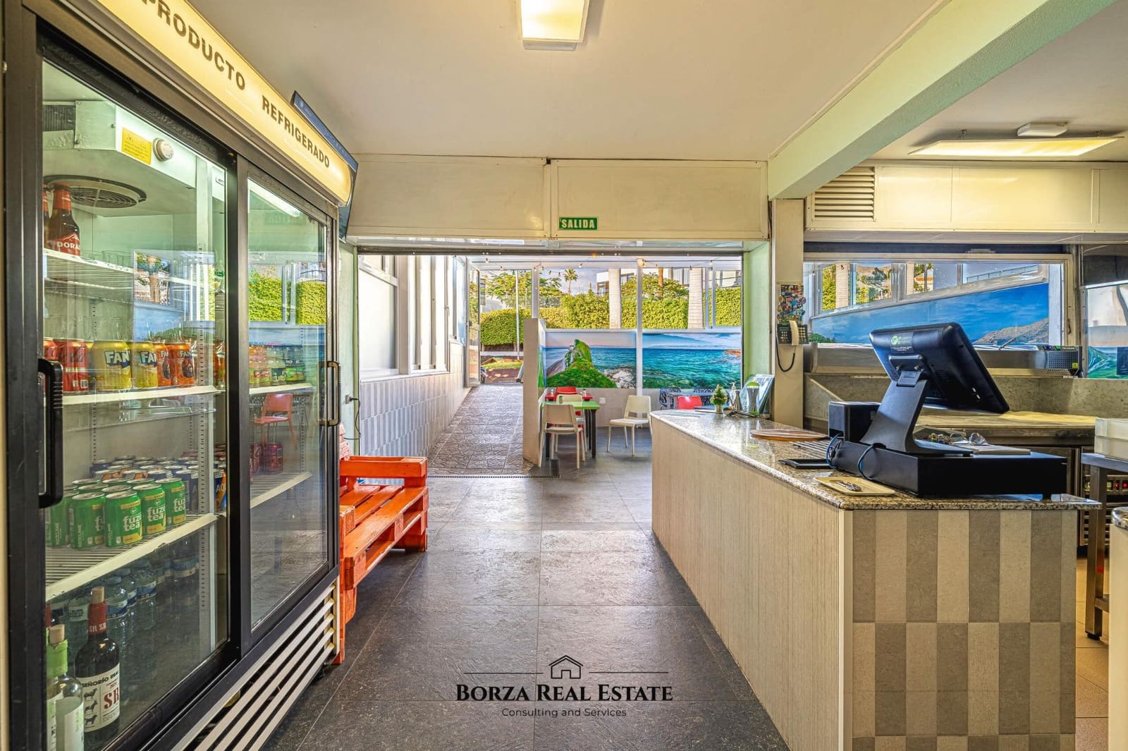 Local Comercial en Costa Adeje en venta - 59.000 € (Ref: 9504373)