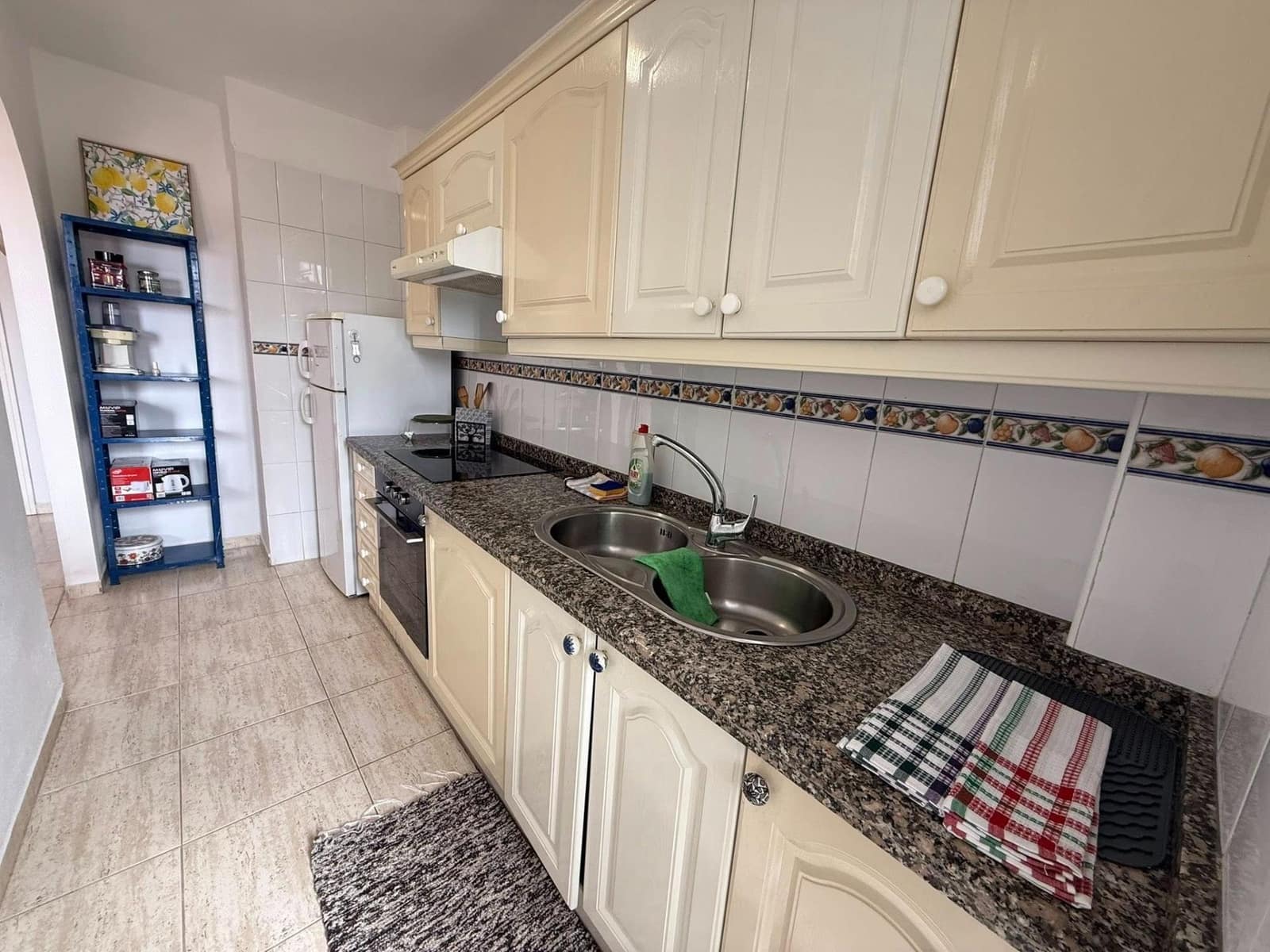 1 bedroom Apartment for rent in Los Cristianos - € 1,300 (Ref: 9509031)