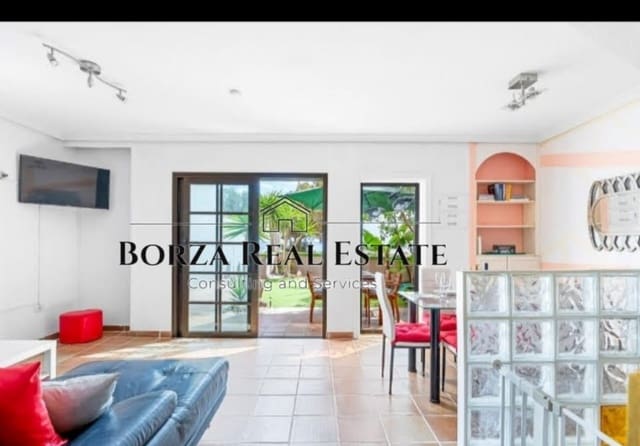 4 sypialnia Dom szeregowy na sprzedaż w El Medano, Granadilla de Abona z garażem - 699 000 € (Ref: 9519030)