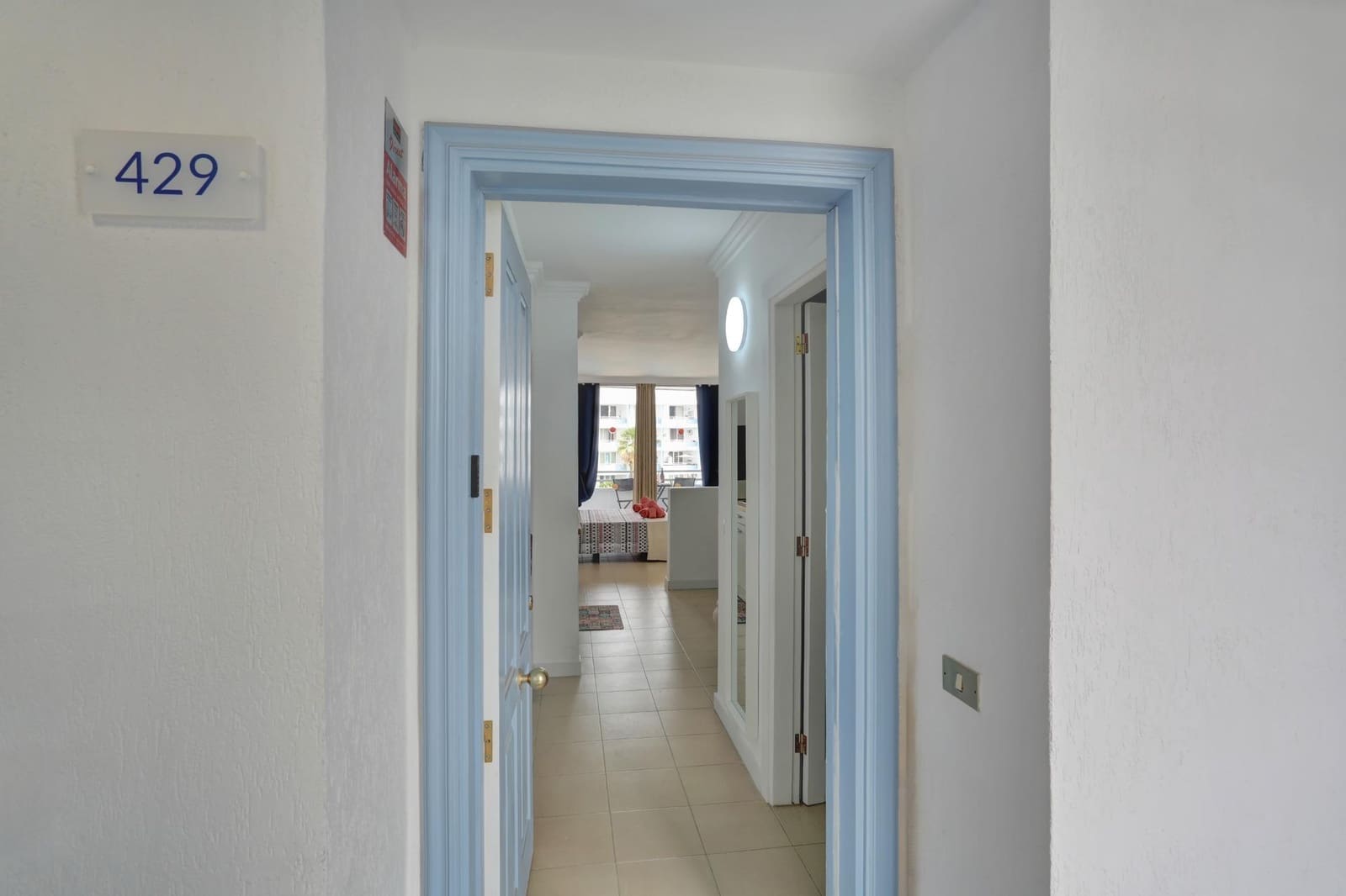 Studio for sale in Golf del Sur with pool - € 163,000 (Ref: 9519031)