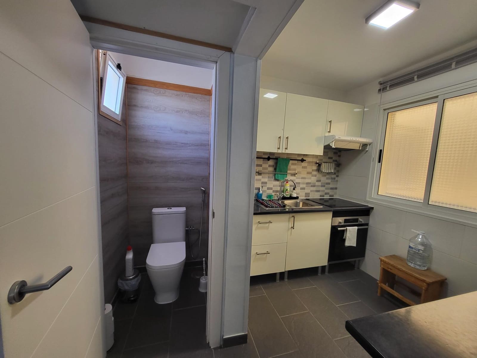 2 chambre Villa/Maison Mitoyenne à vendre à Arico avec garage - 305 000 € (Ref: 9541220)