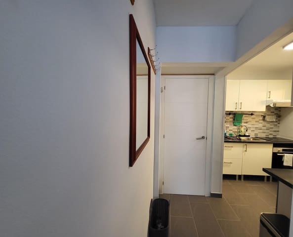 2 sovrum Radhus till salu i Arico med garage - 305 000 € (Ref: 9541220)