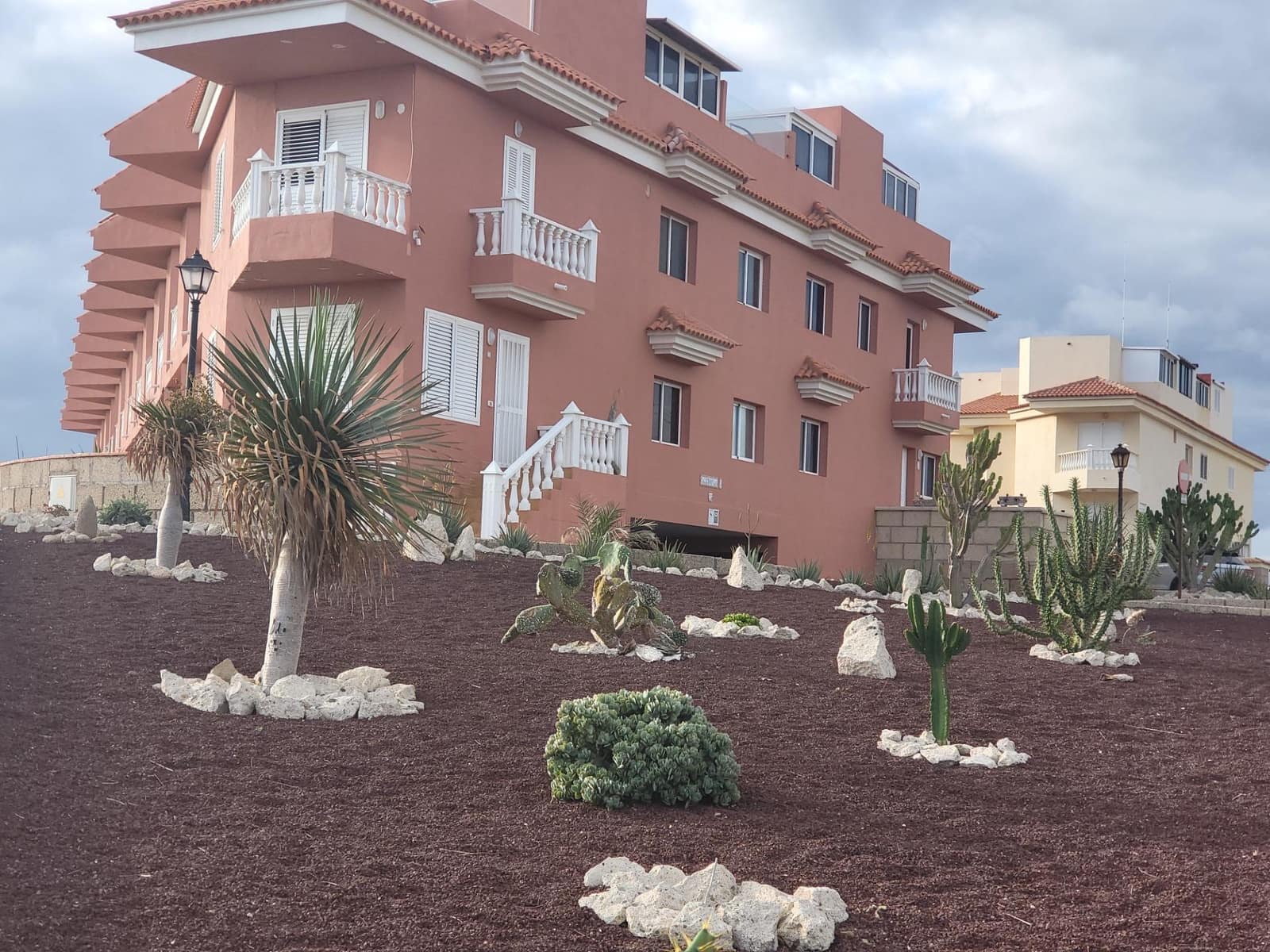 2 chambre Villa/Maison Mitoyenne à vendre à Arico avec garage - 305 000 € (Ref: 9541220)