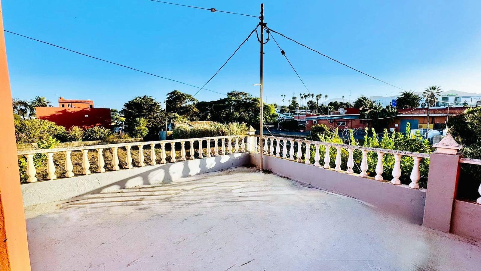 5 bedroom Villa for sale in San Cristobal de La Laguna with garage - € 435,000 (Ref: 9555969)