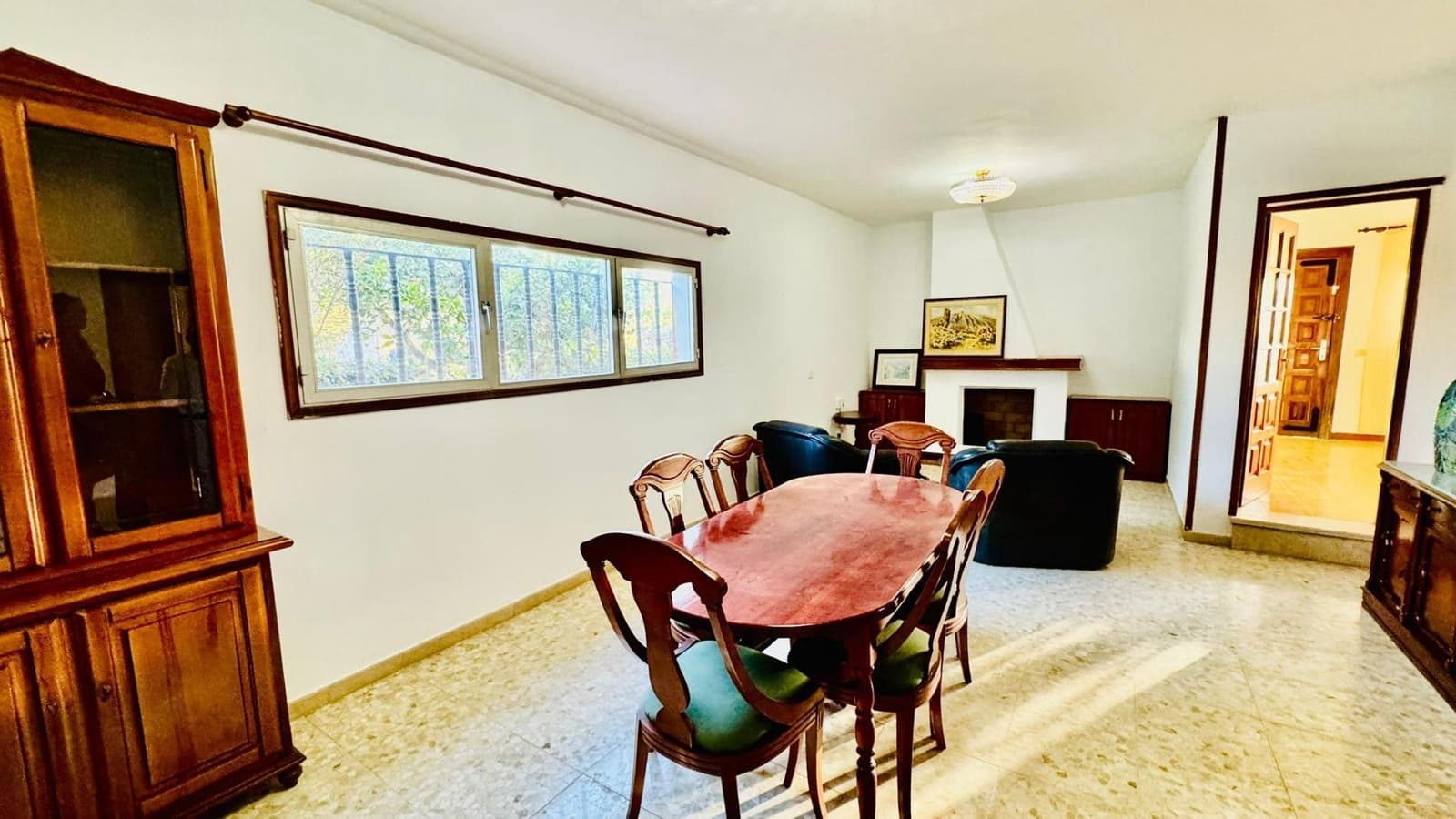 5 bedroom Villa for sale in San Cristobal de La Laguna with garage - € 435,000 (Ref: 9555969)