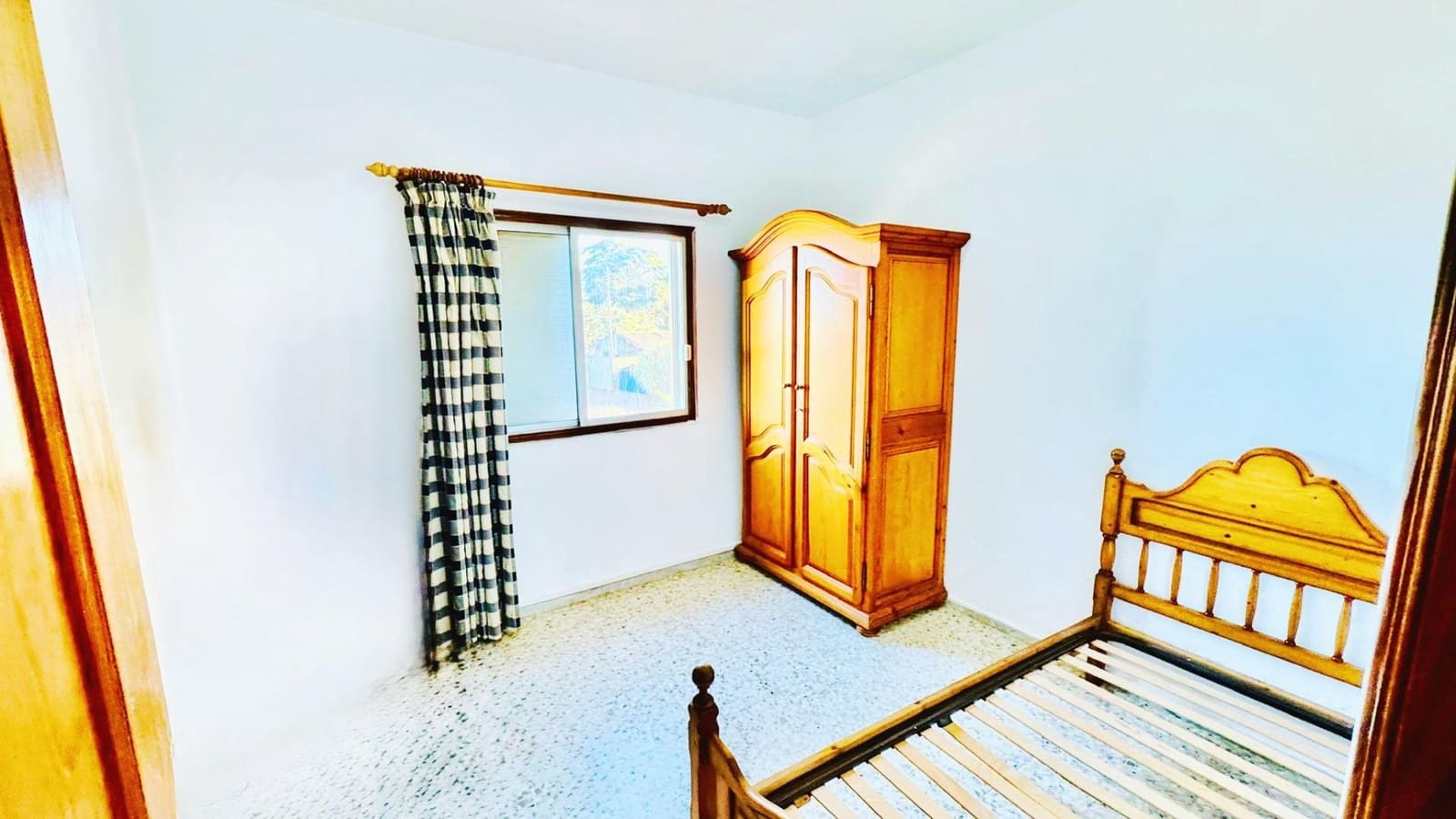 5 bedroom Villa for sale in San Cristobal de La Laguna with garage - € 435,000 (Ref: 9555969)