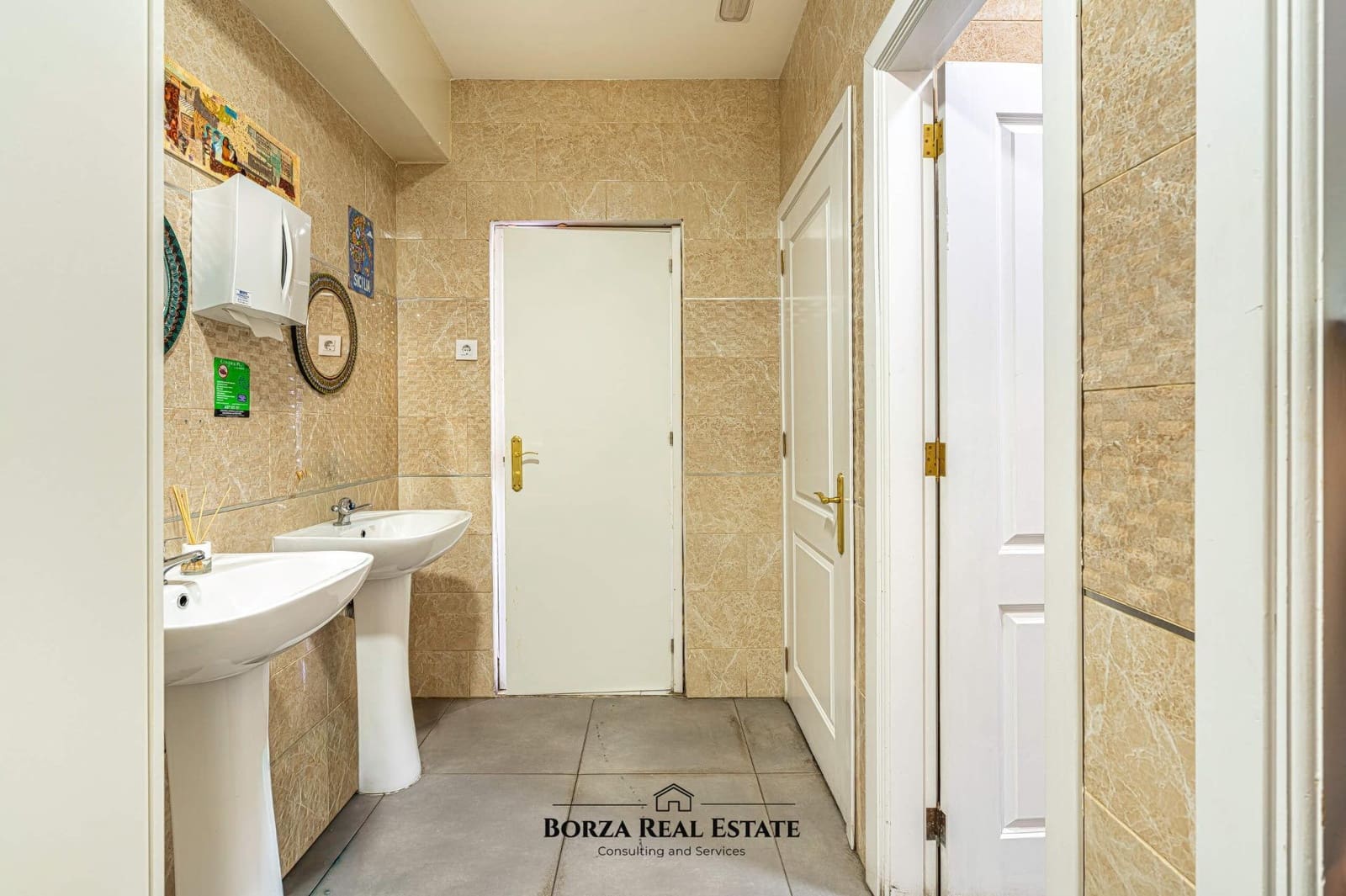 Erhverv til salg i Costa Adeje - € 125.000 (Ref: 9568783)