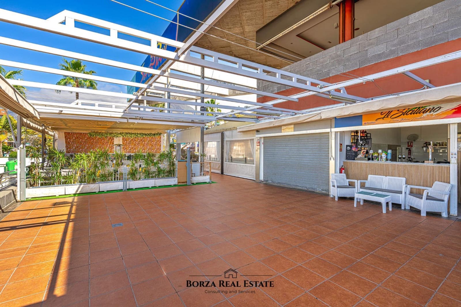 Komercyjne na sprzedaż w Costa Adeje - 125 000 € (Ref: 9568783)