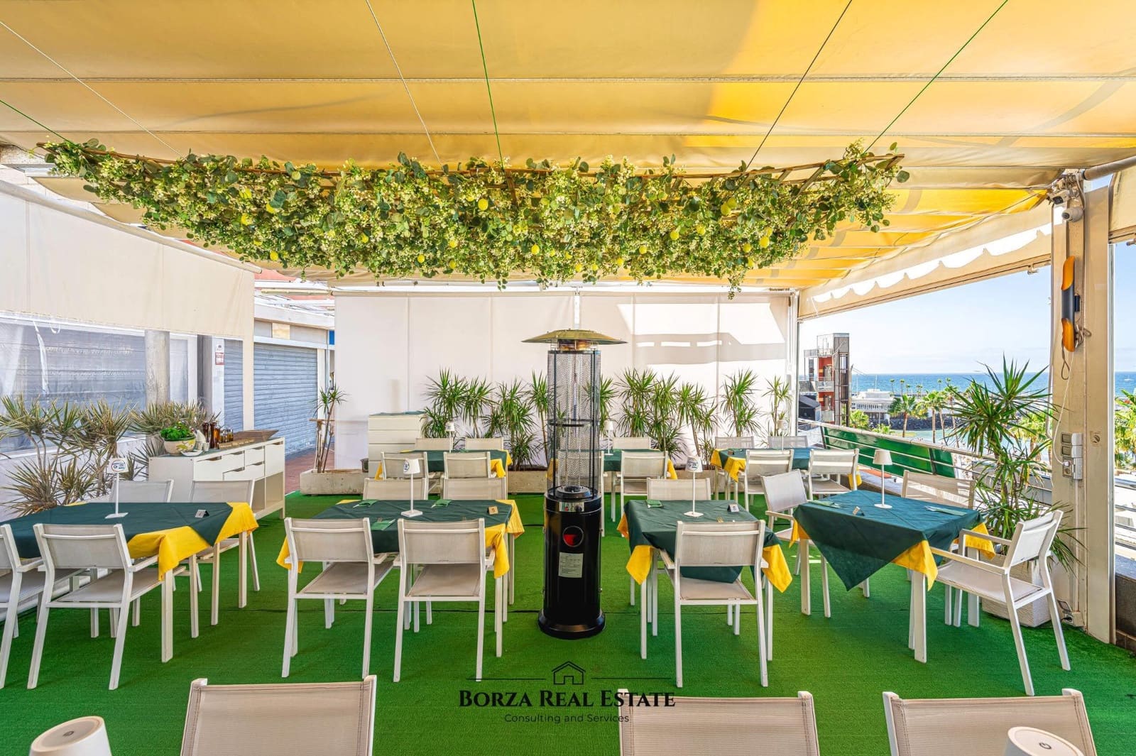 Komercyjne na sprzedaż w Costa Adeje - 125 000 € (Ref: 9568783)