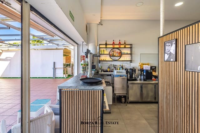 Erhverv til salg i San Eugenio Bajo, Adeje - € 125.000 (Ref: 9568783)