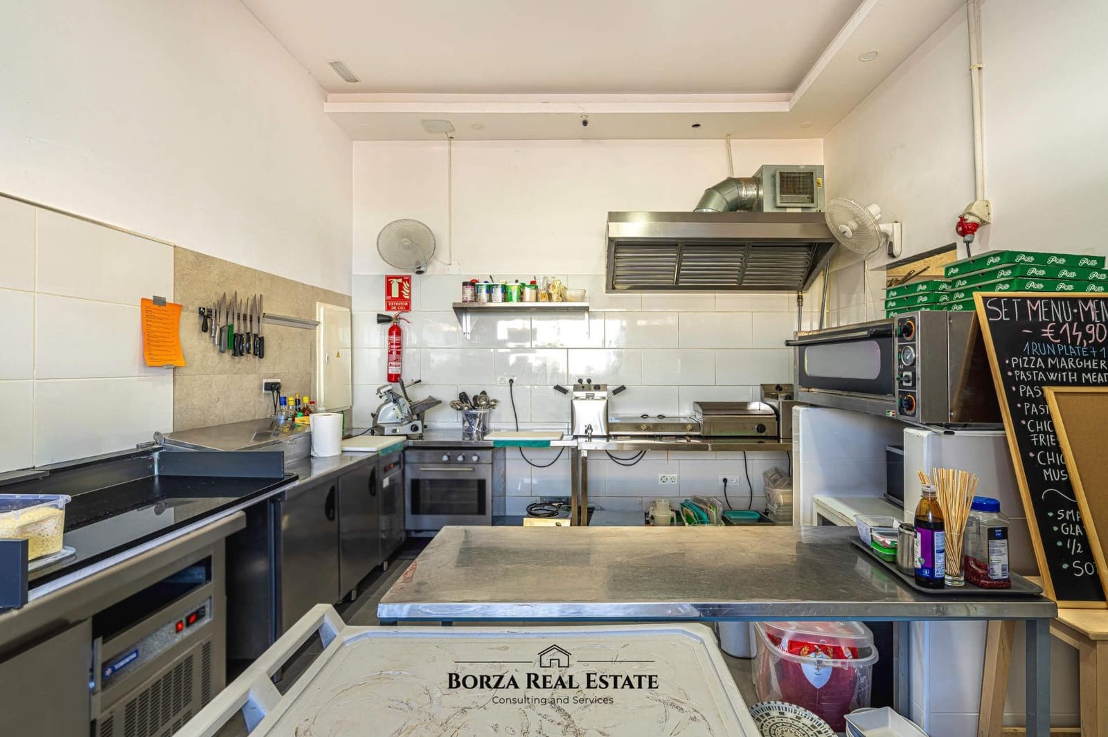 Comercial para venda em Costa Adeje - 99 000 € (Ref: 9568783)
